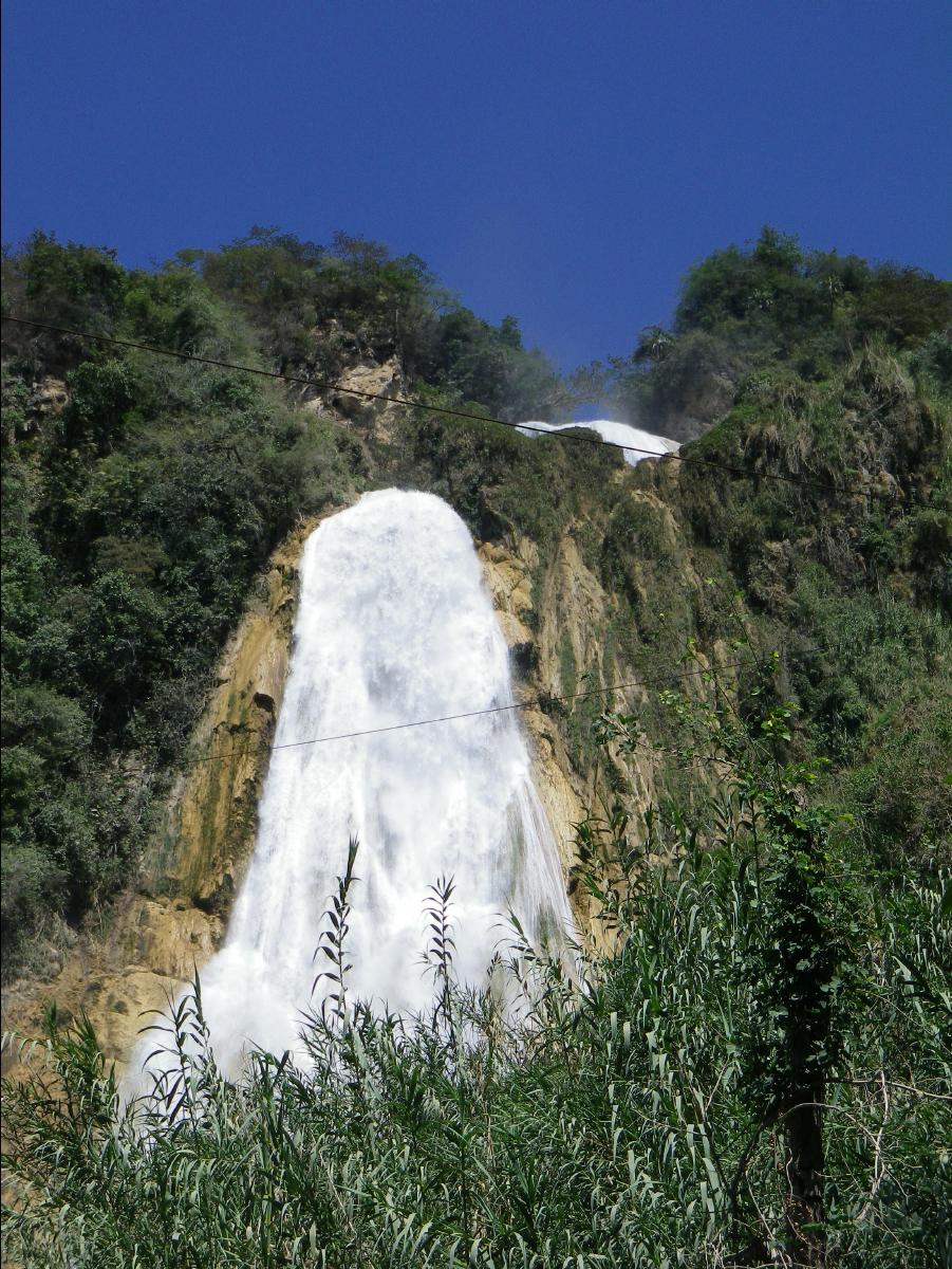 Waterfall Chiflon38